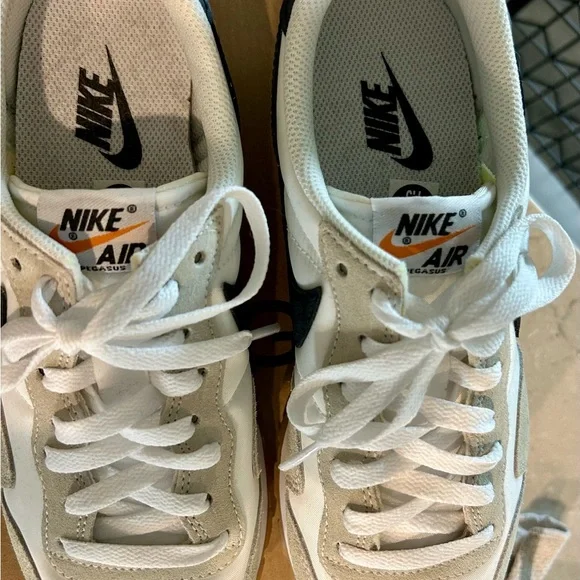 Nike Men’s Air Pegasus 83 - Picture 4 of 7